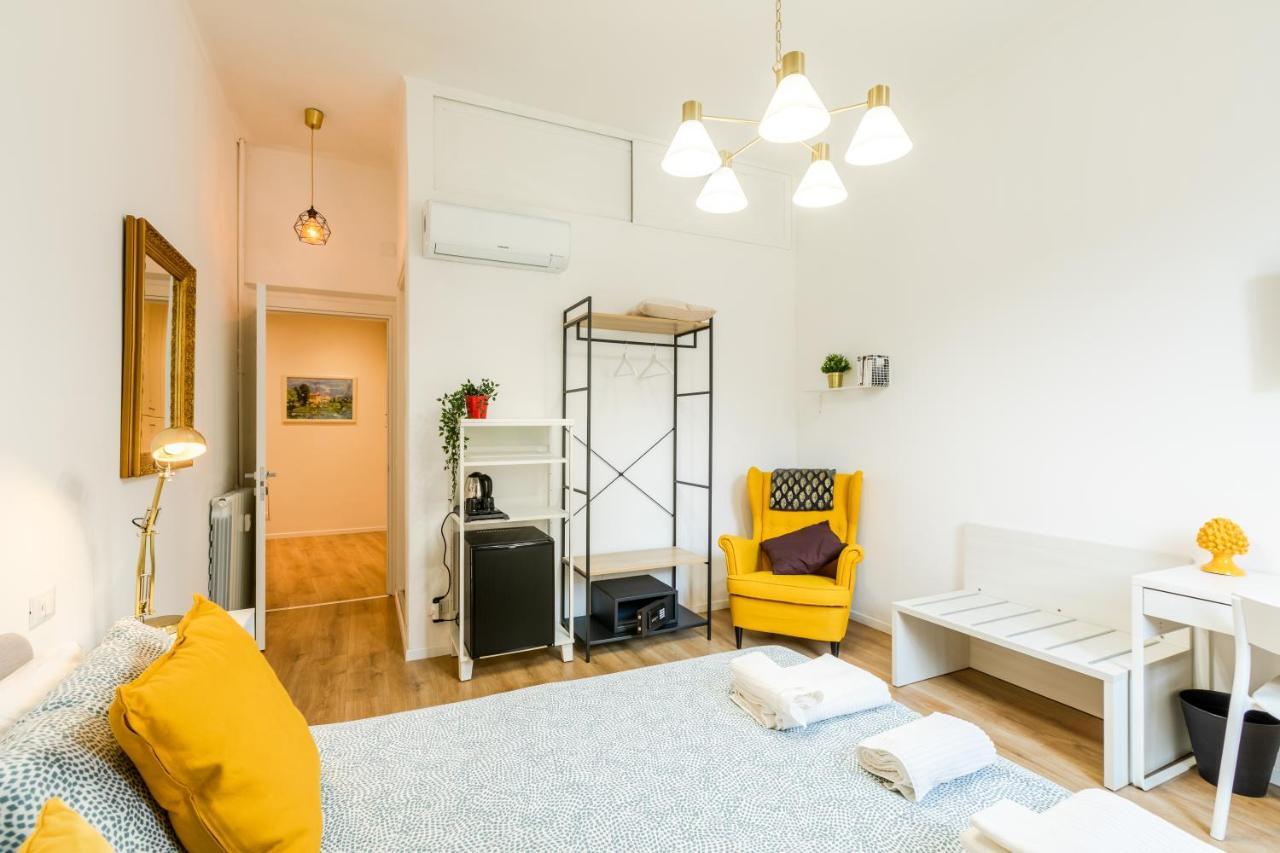 Lux House Guest * Roma