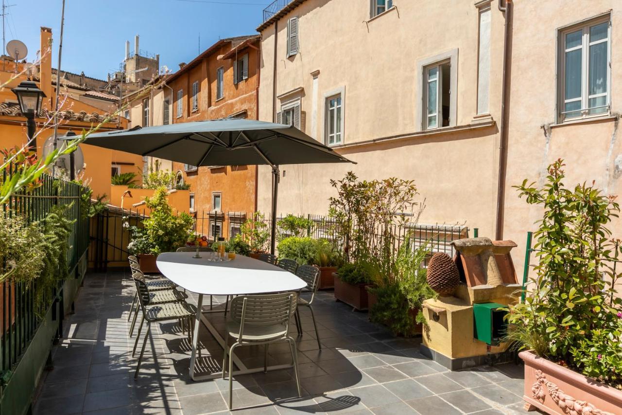 Apartment Romac Fontanella Borghese Palace