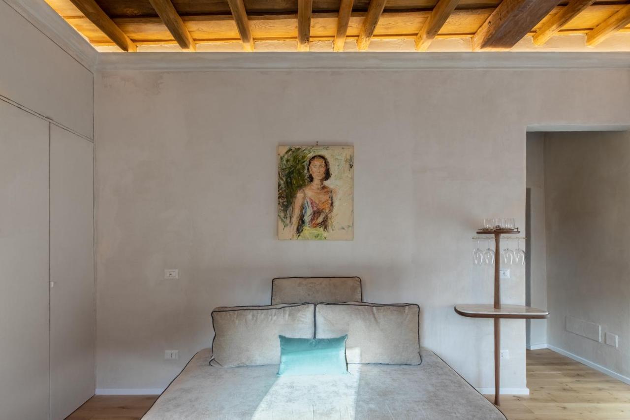 Iflat The Trastevere's Stairway Apartment Rome