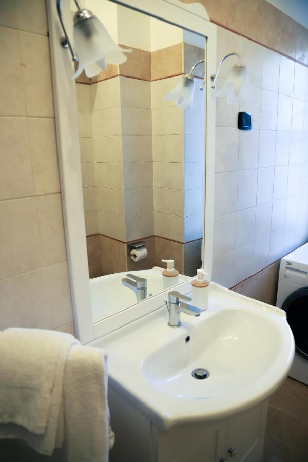 Sula Homes *