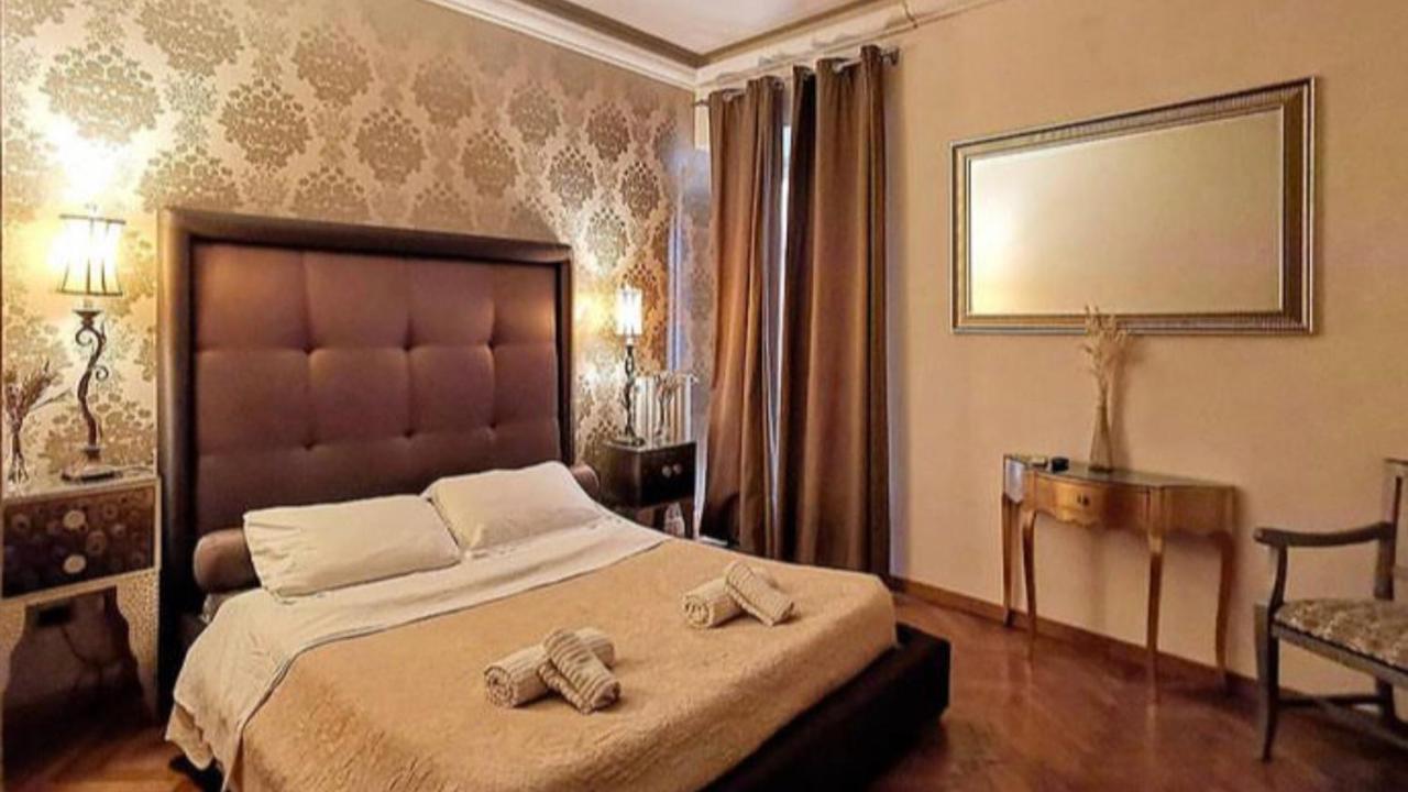 Persia Collection Trevi 2* Rome