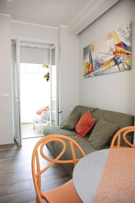 Jovialis -