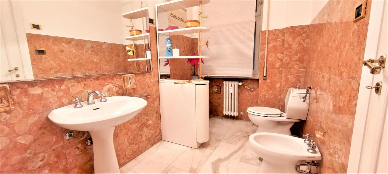 Vatican De Carolis Terrace Apartment