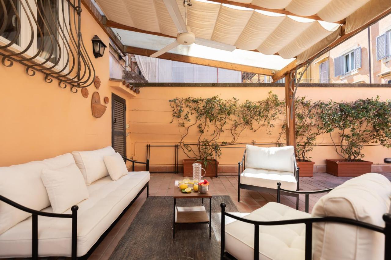 Apartment The Pantheon Terrace Experience *