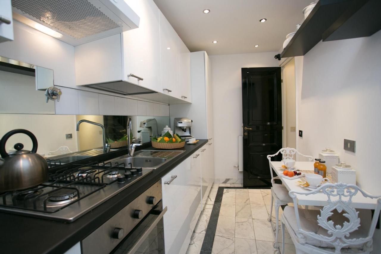 Private In Centro Storico Apartment