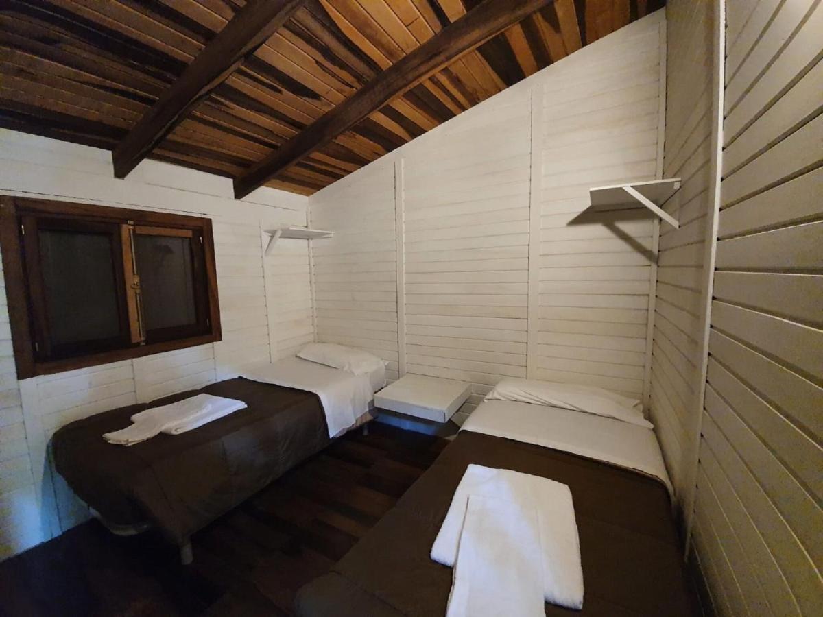 Hébergement de vacances Chalet Near In A Park With Shared Swimming Pool Rome