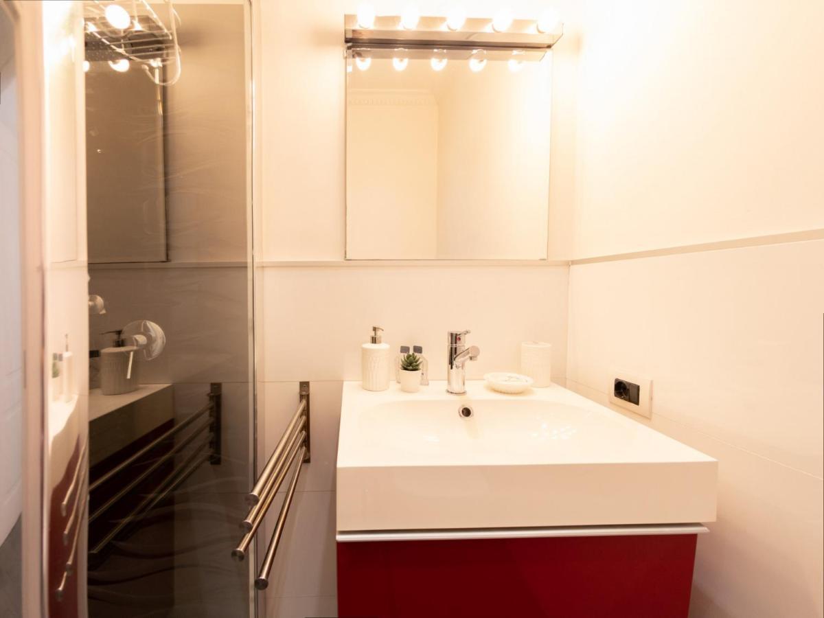 The Rent - In Testaccio District