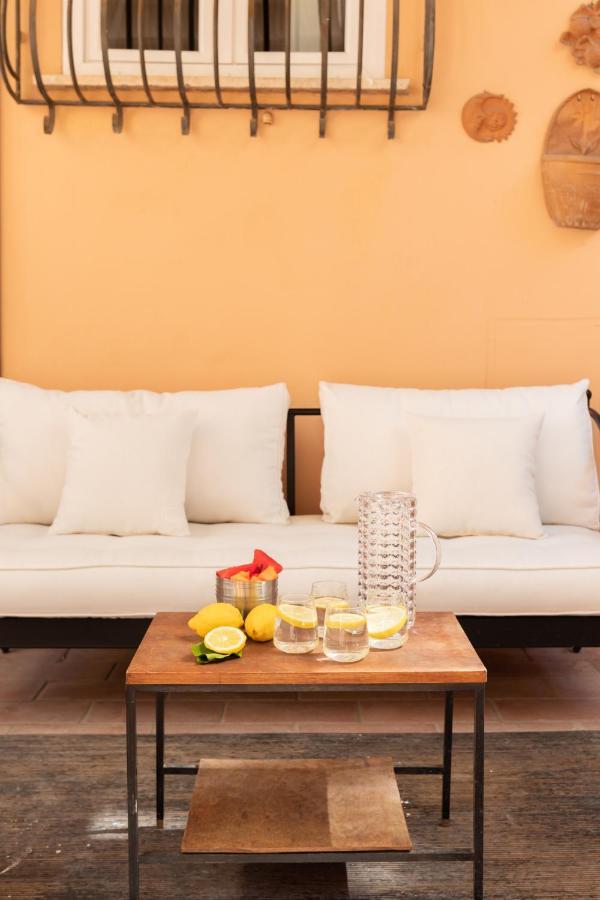 The Pantheon Terrace Experience *