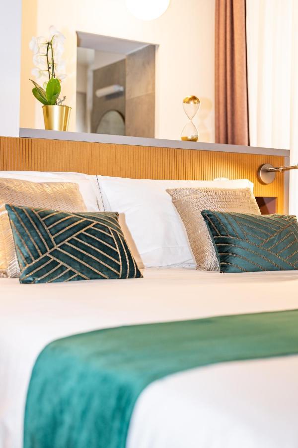 Castel Sant'angelo Luxury & Tour