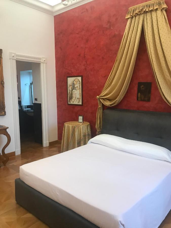 Elegante Nel Centro Di