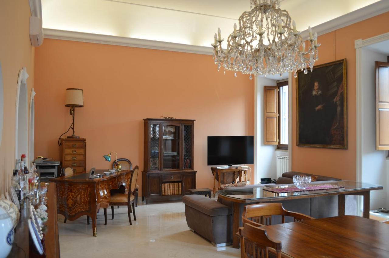 Apartment Elegante Nel Centro Di *