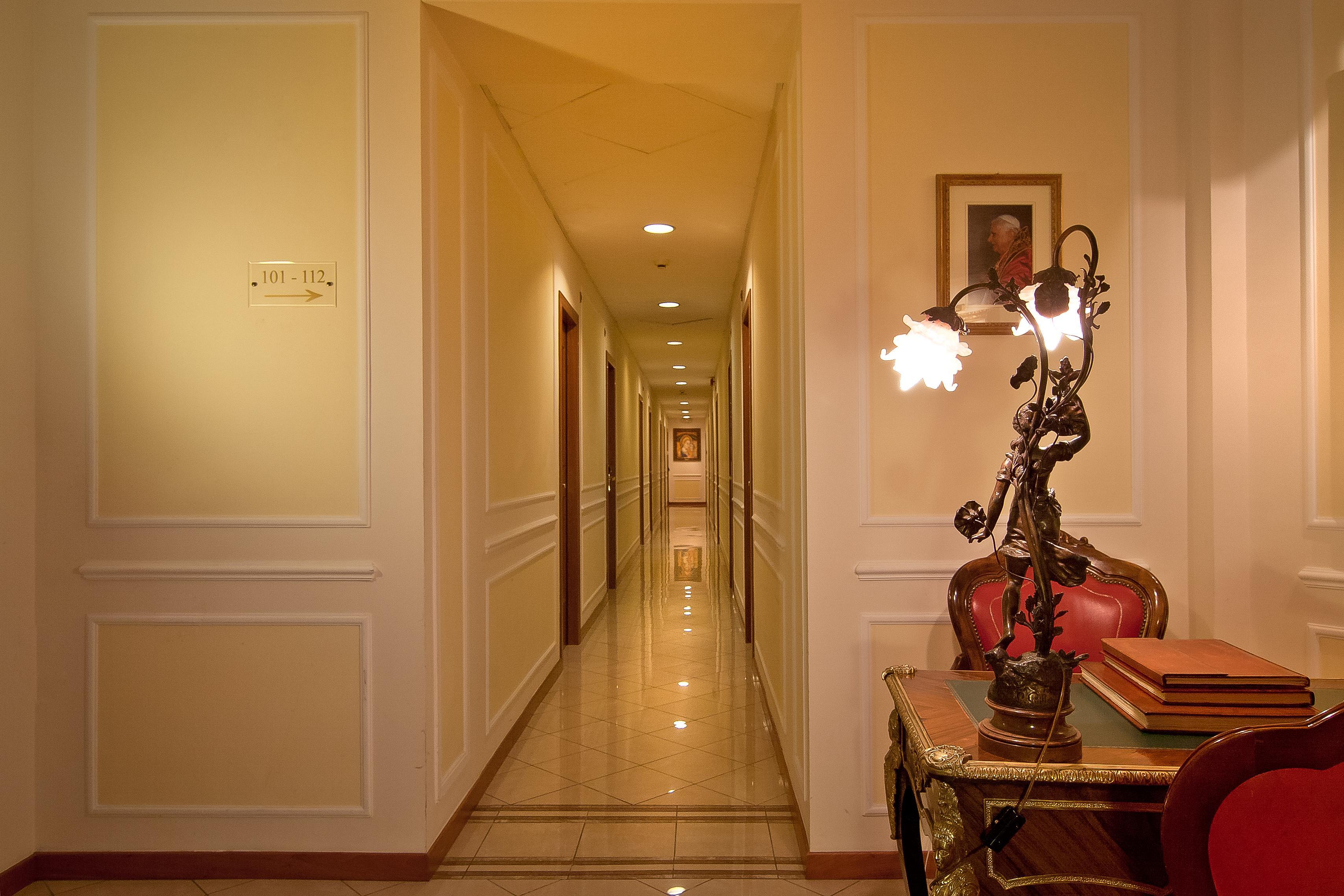 Hotel Residenza Paolo Vi