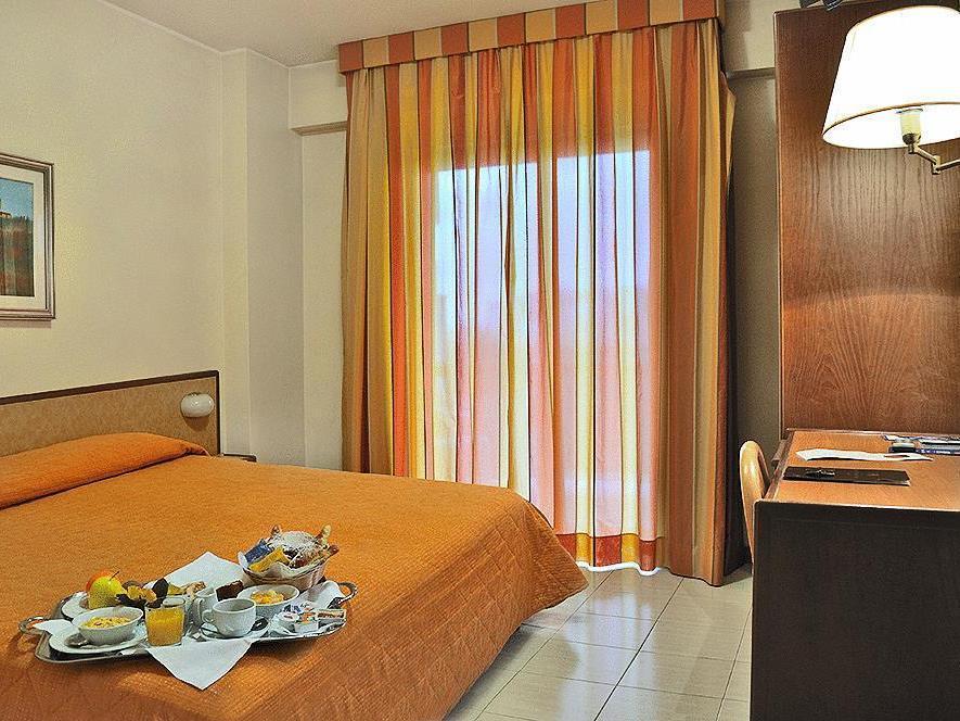 Pineta Palace 4* Rome