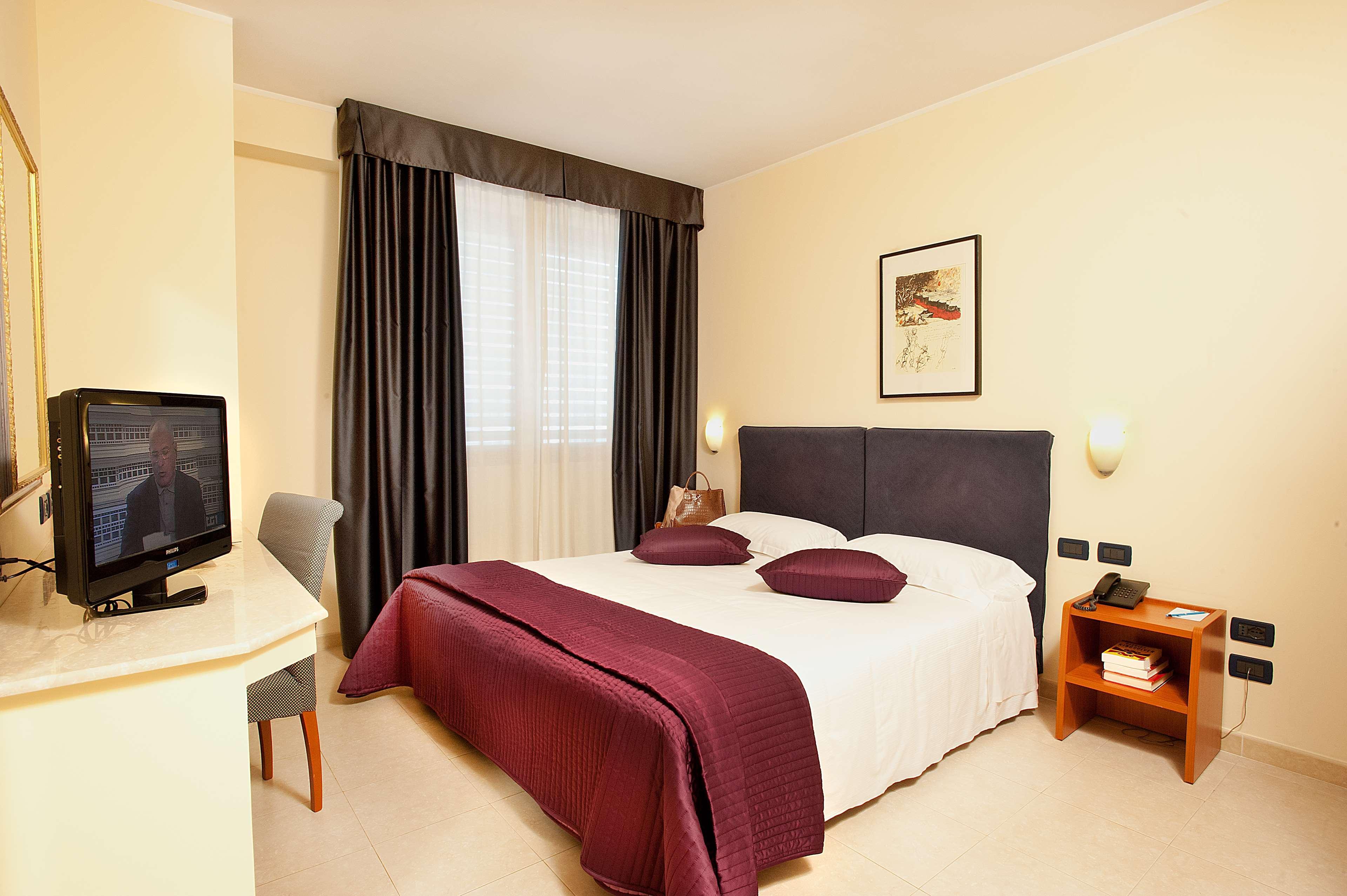 Western Blu Hotel