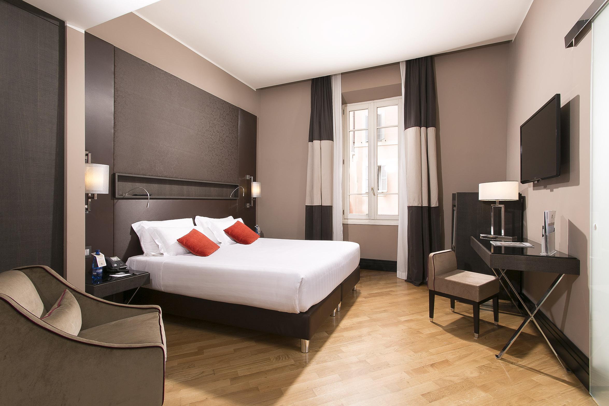 Times 4* Rome