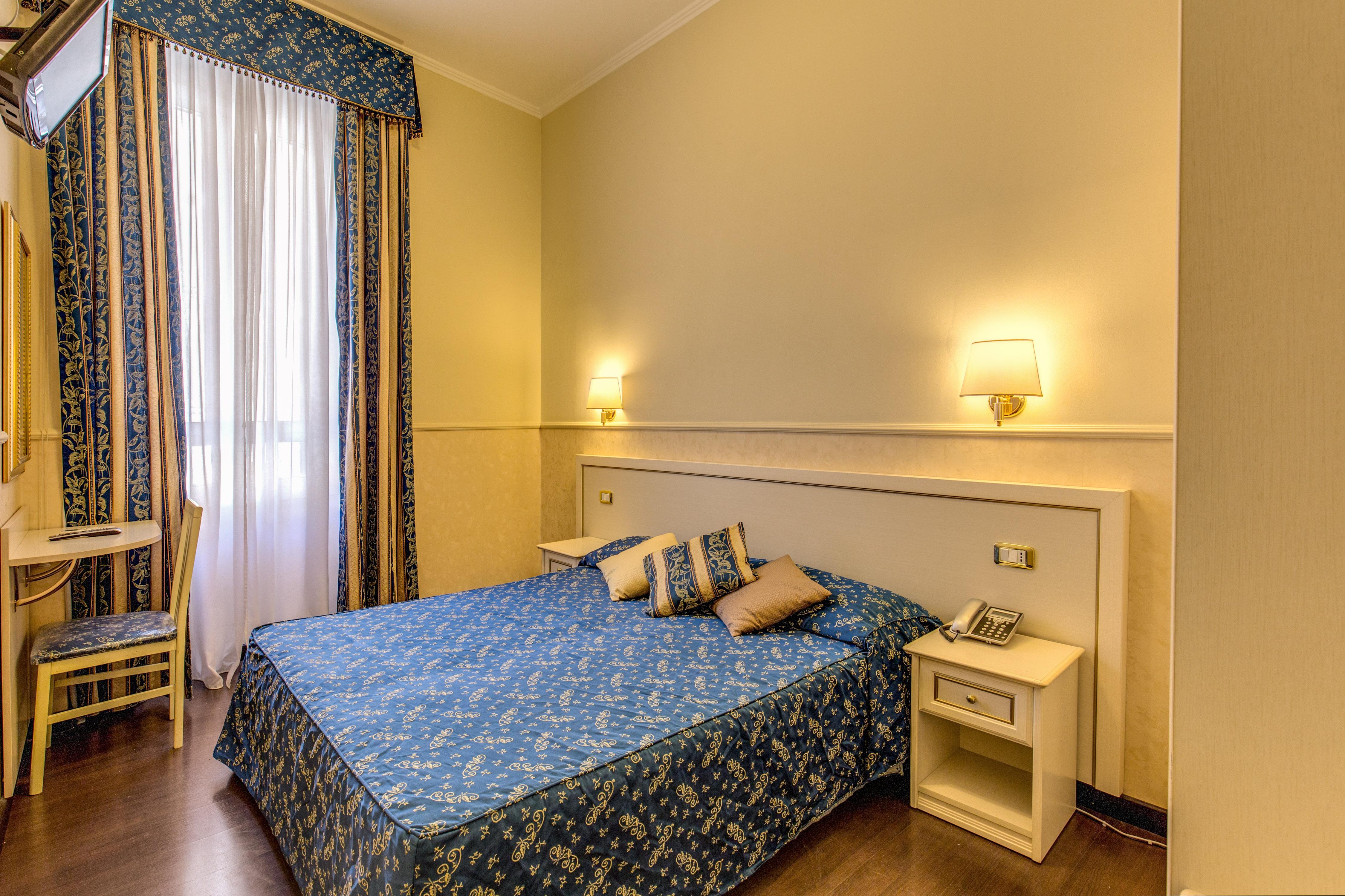 Hotel Anfiteatro Flavio Rome