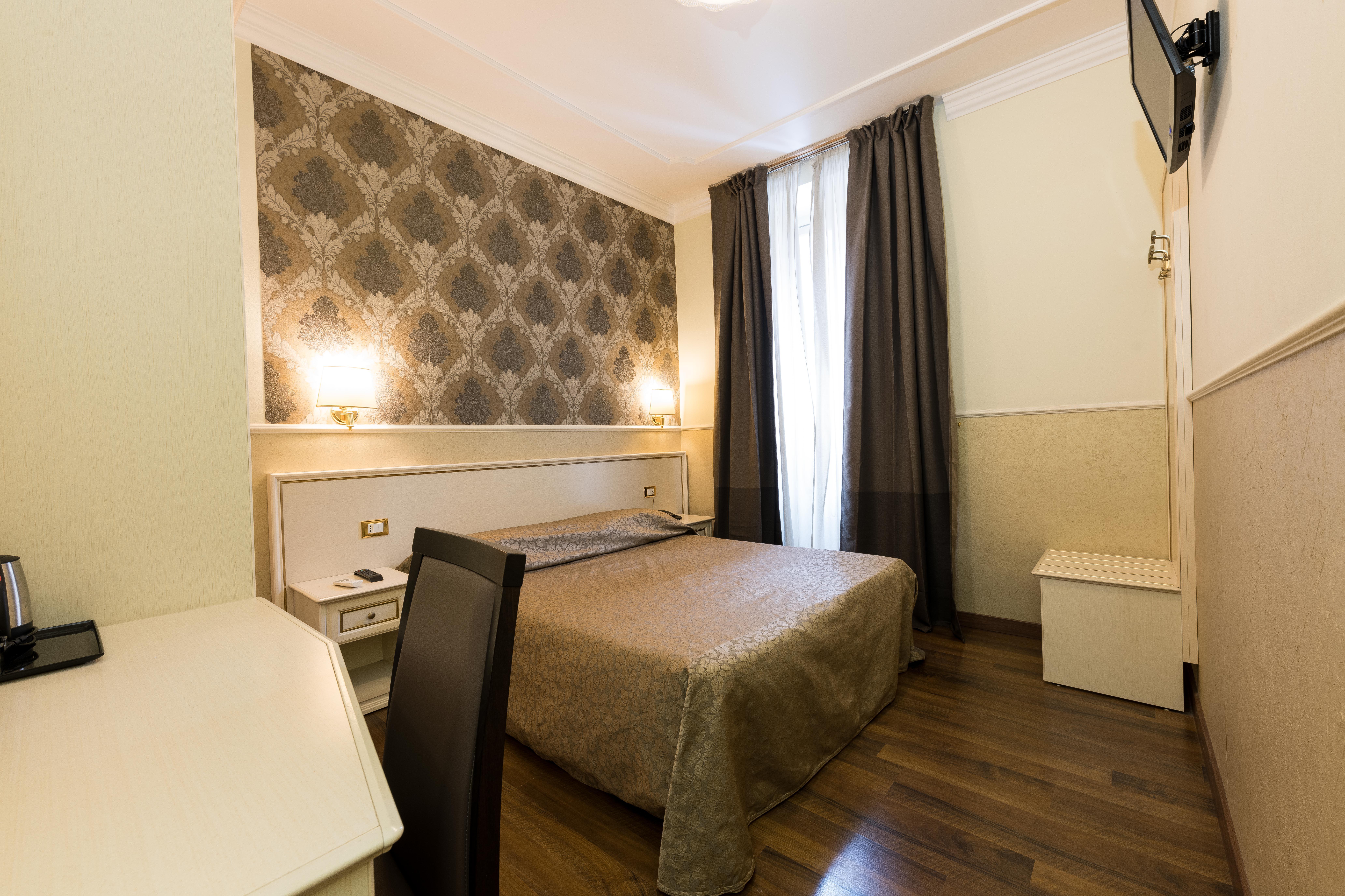 Hotel Anfiteatro Flavio Rome