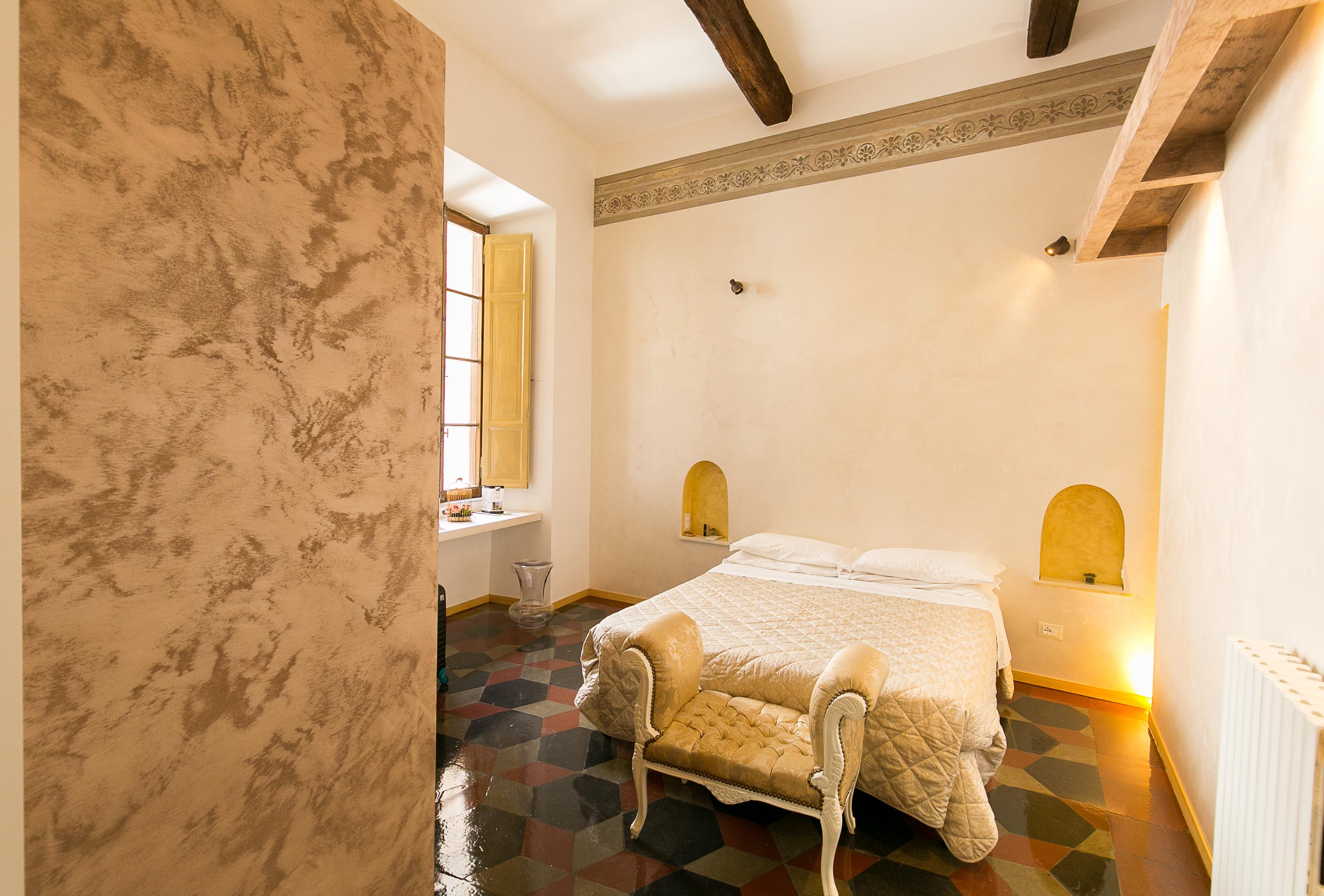 Nerva Cavour 3* Rome