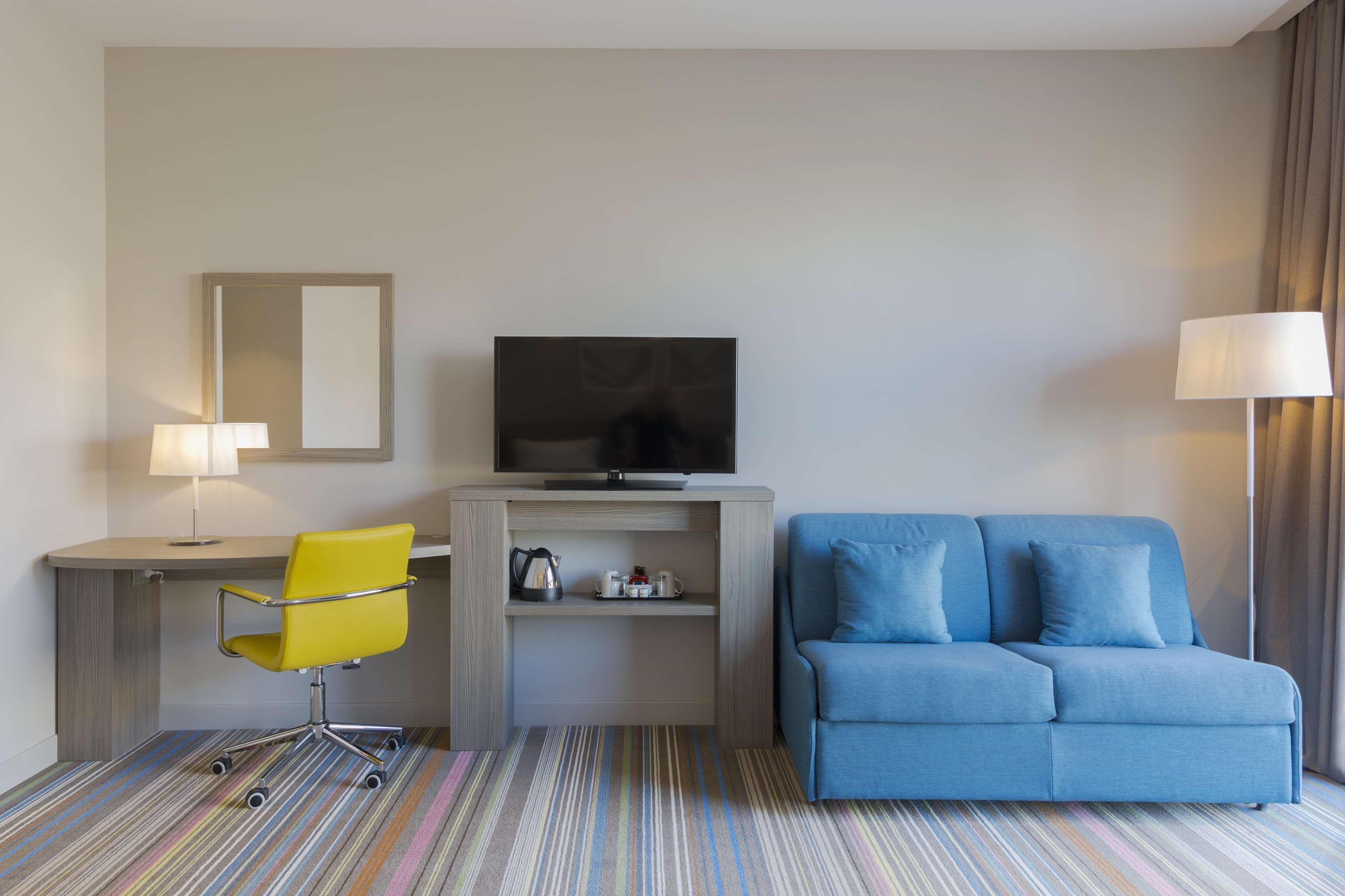 Hampton By Hilton East Rome