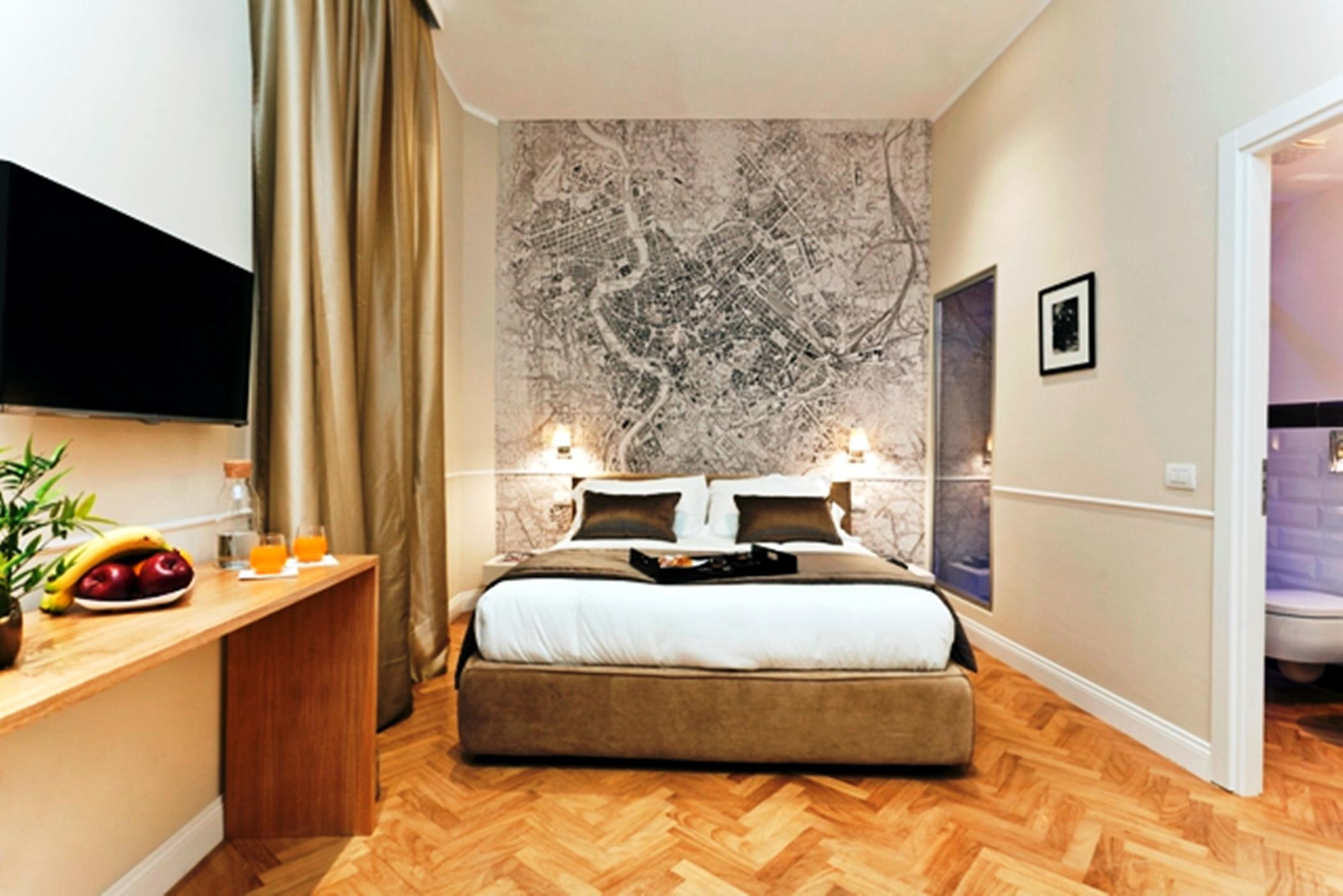 Vanity Navona Rome