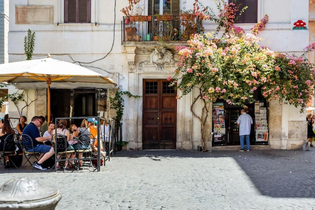 Apartment Authentic Monti 5 Mins From Colosseum