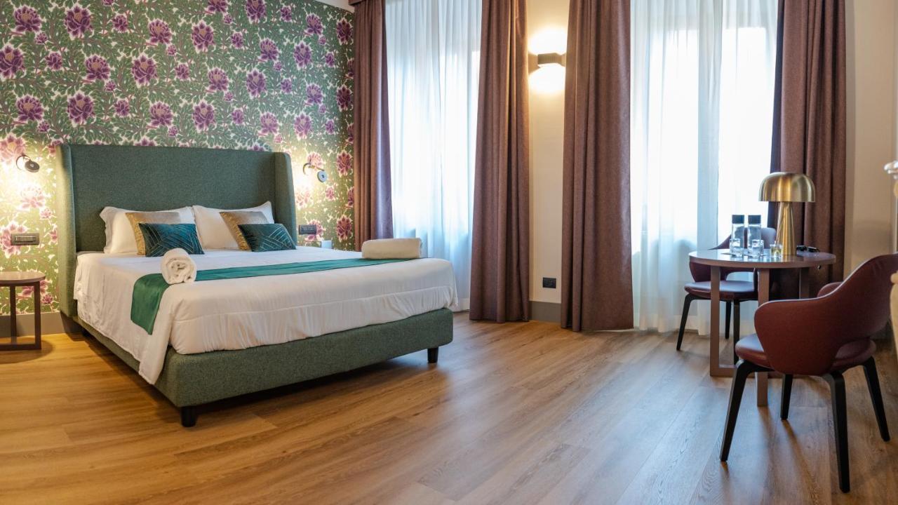 Affittacamere Castel Sant'angelo Luxury & Tour *
