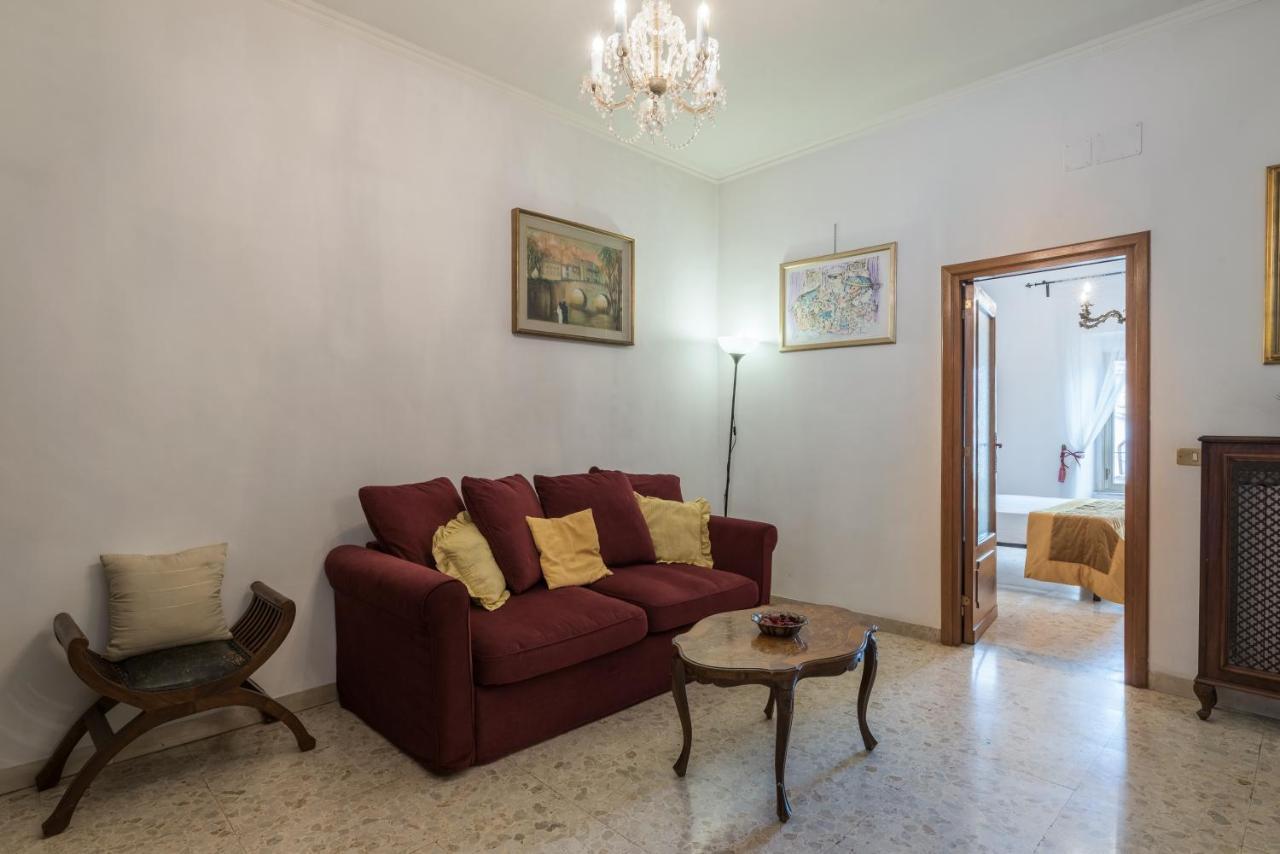 Apartment Warm In Ancient Building In Vatican-p S Pietro Rome