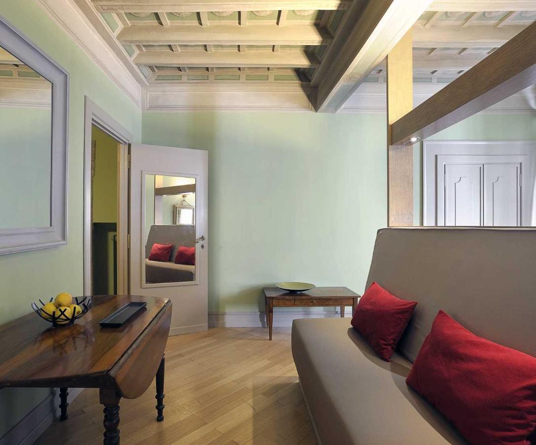 Apartment Raffaello Charmsuite Rome