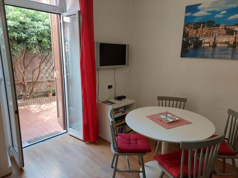 Casa Anna 5 Stelle - With Garden Appartement Rome
