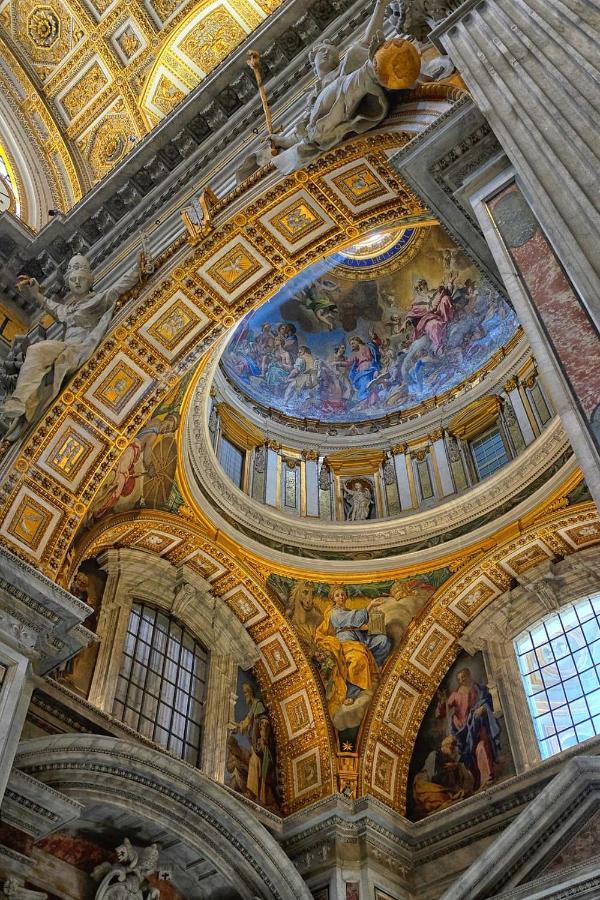 Charming Navona *