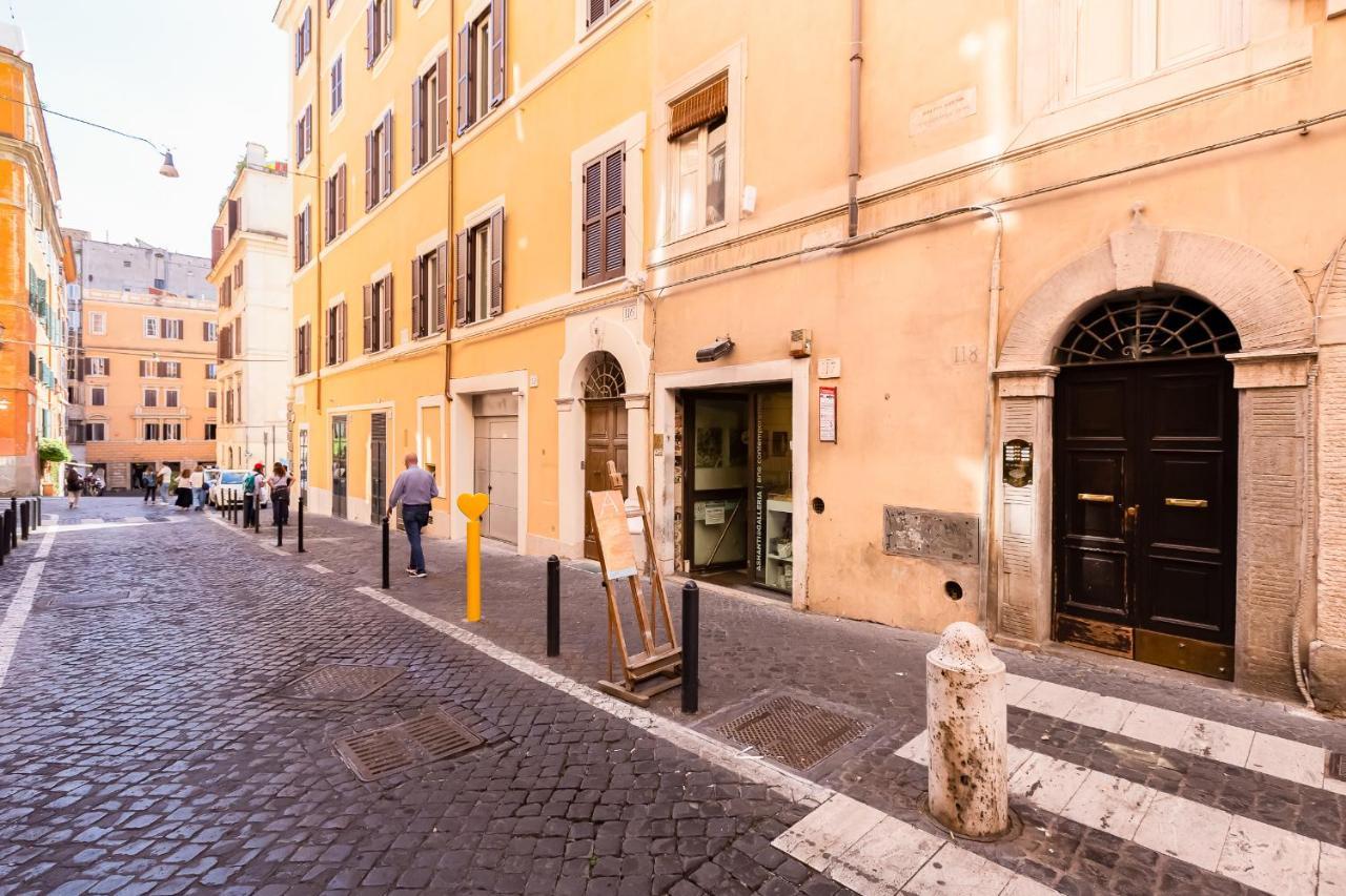 Boschetto 118 Rome
