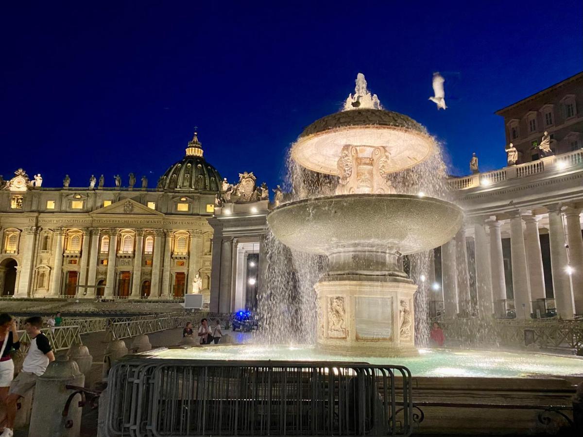 Close To The Coloseum, 2 Minutes Walk From Metro A * Rome