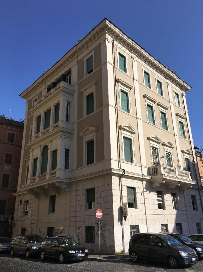 Trastevere Rome's Heart Charming & Cozy Apartment Rome