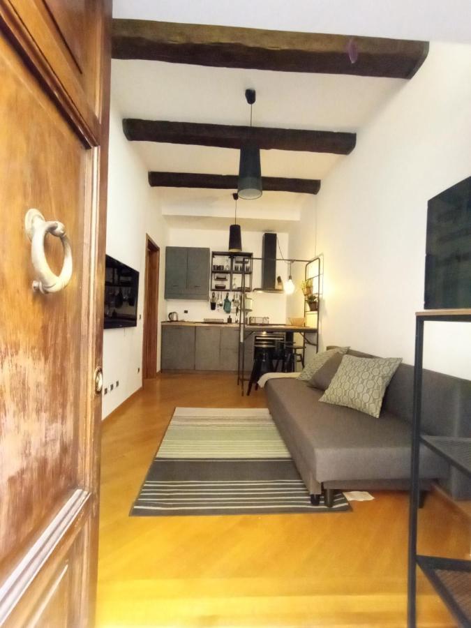 Casa Cisterna * Roma
