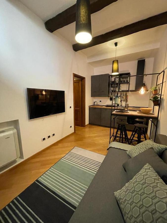 Casa Cisterna * Roma