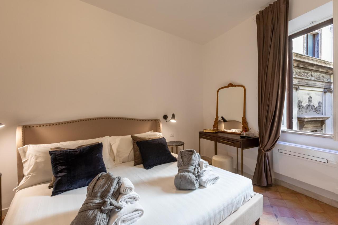 Navona Apartment