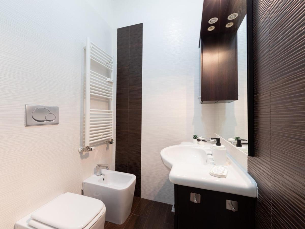 The Rent - Modern Two-bedrooms In Monteverde Area Apartment Rome