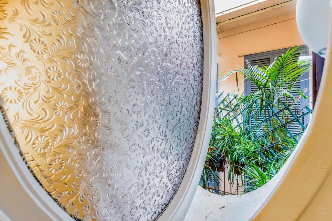 Trevi Fountain Garden Apartment