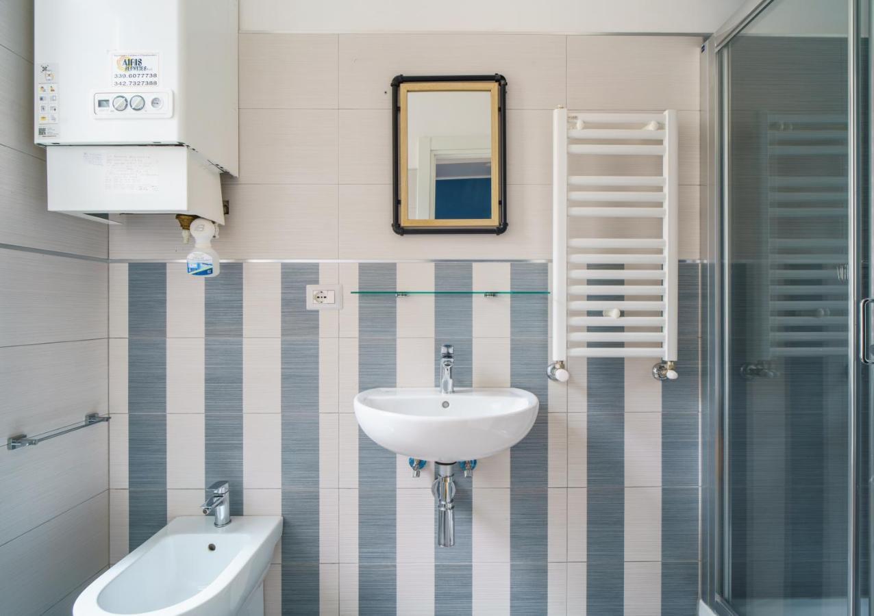 Dreamynest Quattro Cantoni - 2 Bdr Vicino Il Colosseo Appartement *