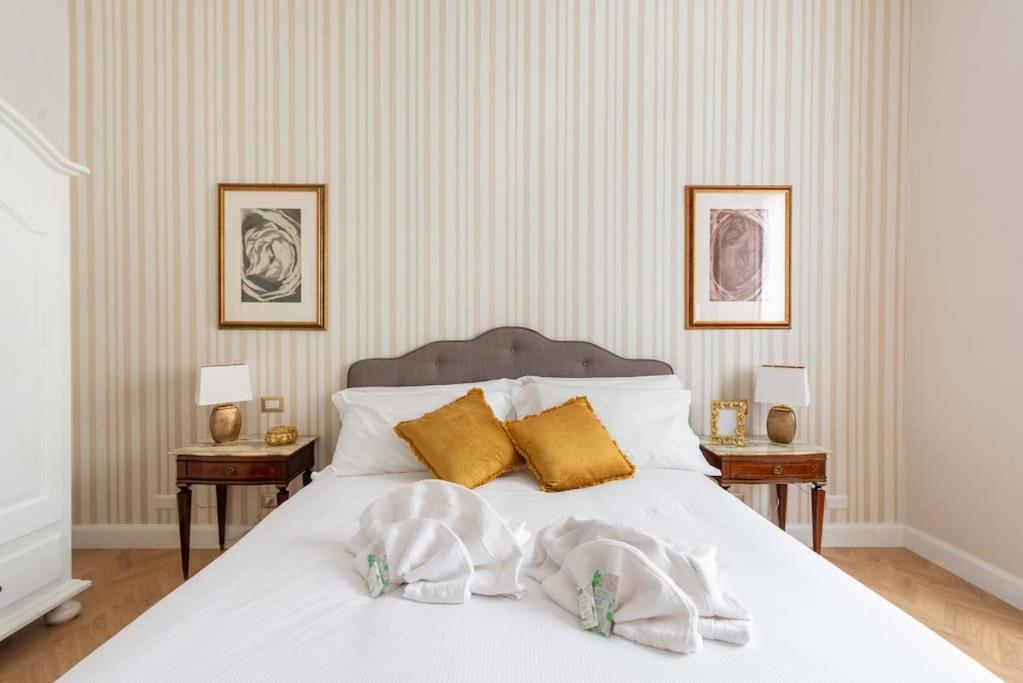 Colosseum 10steps Away, Marco Aurelio Luxury House Apartment