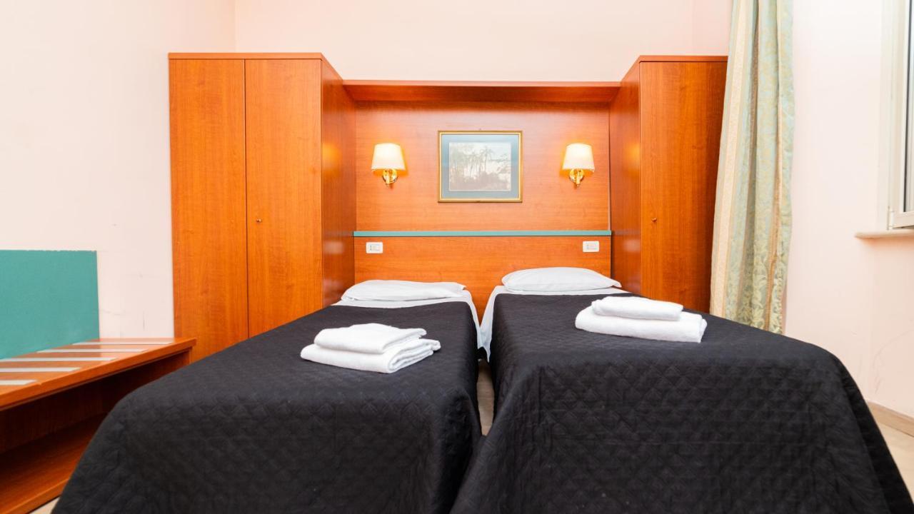 Center 2 Hotel Rome