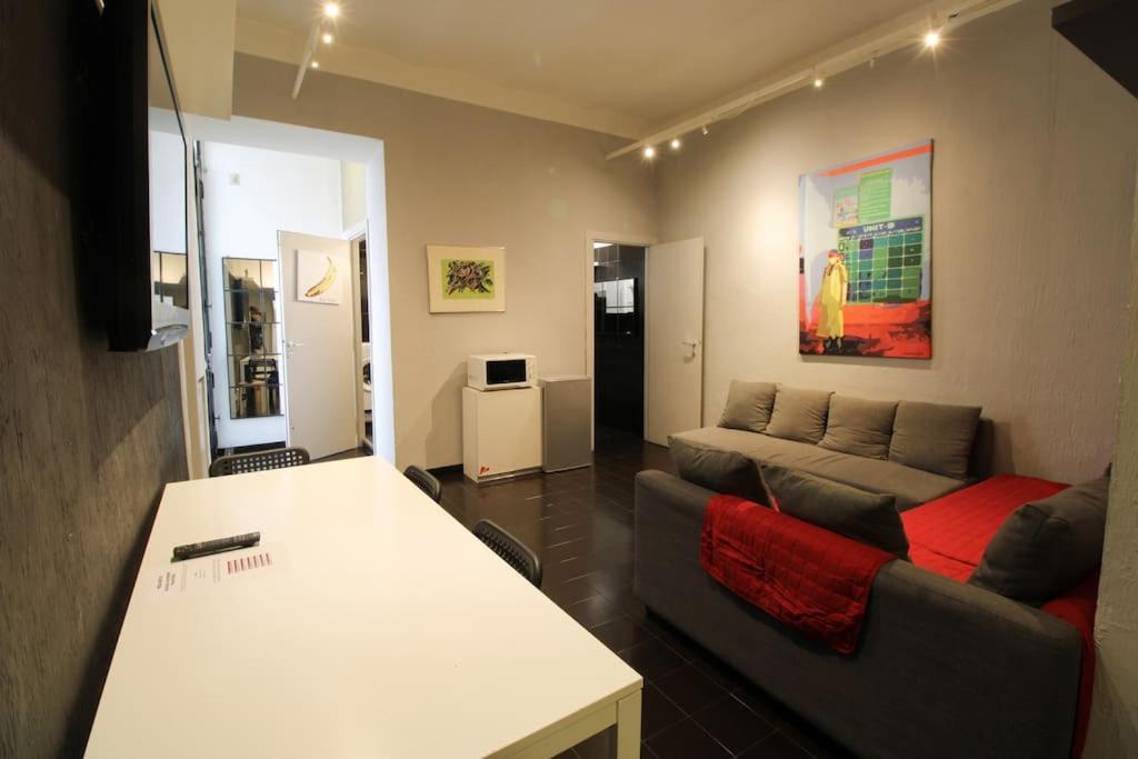 Apartment Lovely 2 Bedroom Apartment-6 Pax By Yourhost