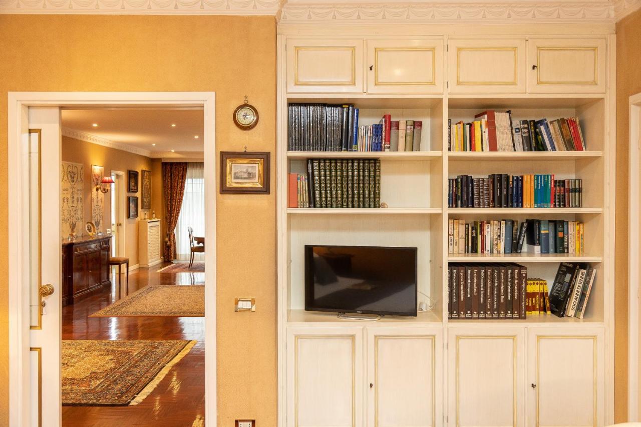 Aurelia Montana Luxury By In Apartment Rome