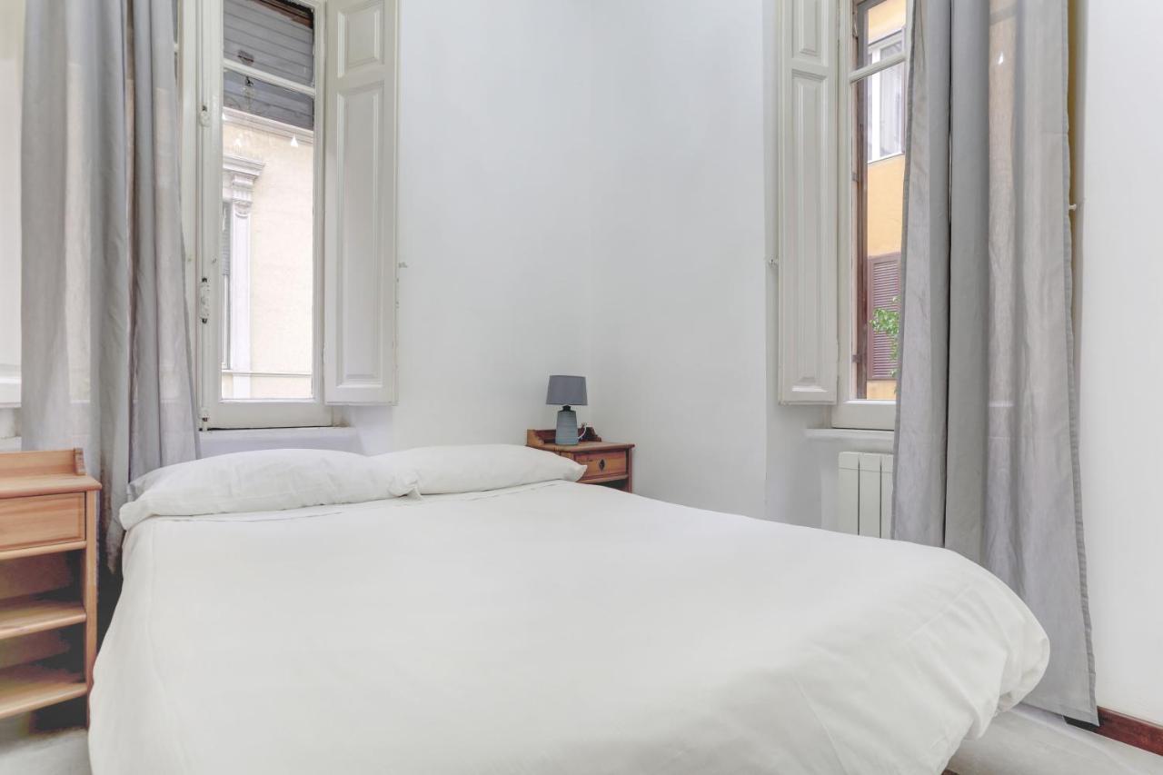 Charming Colosseum Apartment *