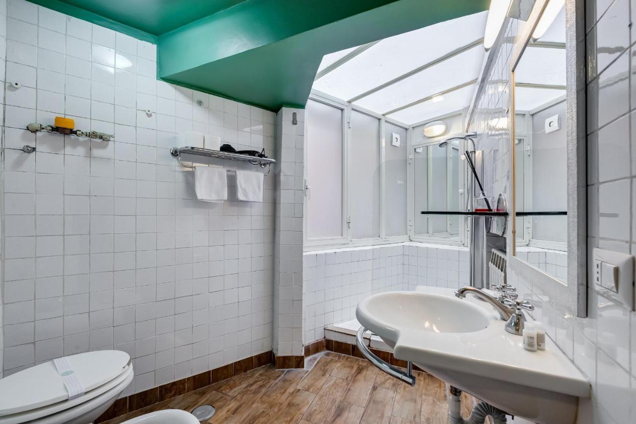 Apartment Vivilo Collection - Spanish Steps Macelli With Private Terrace