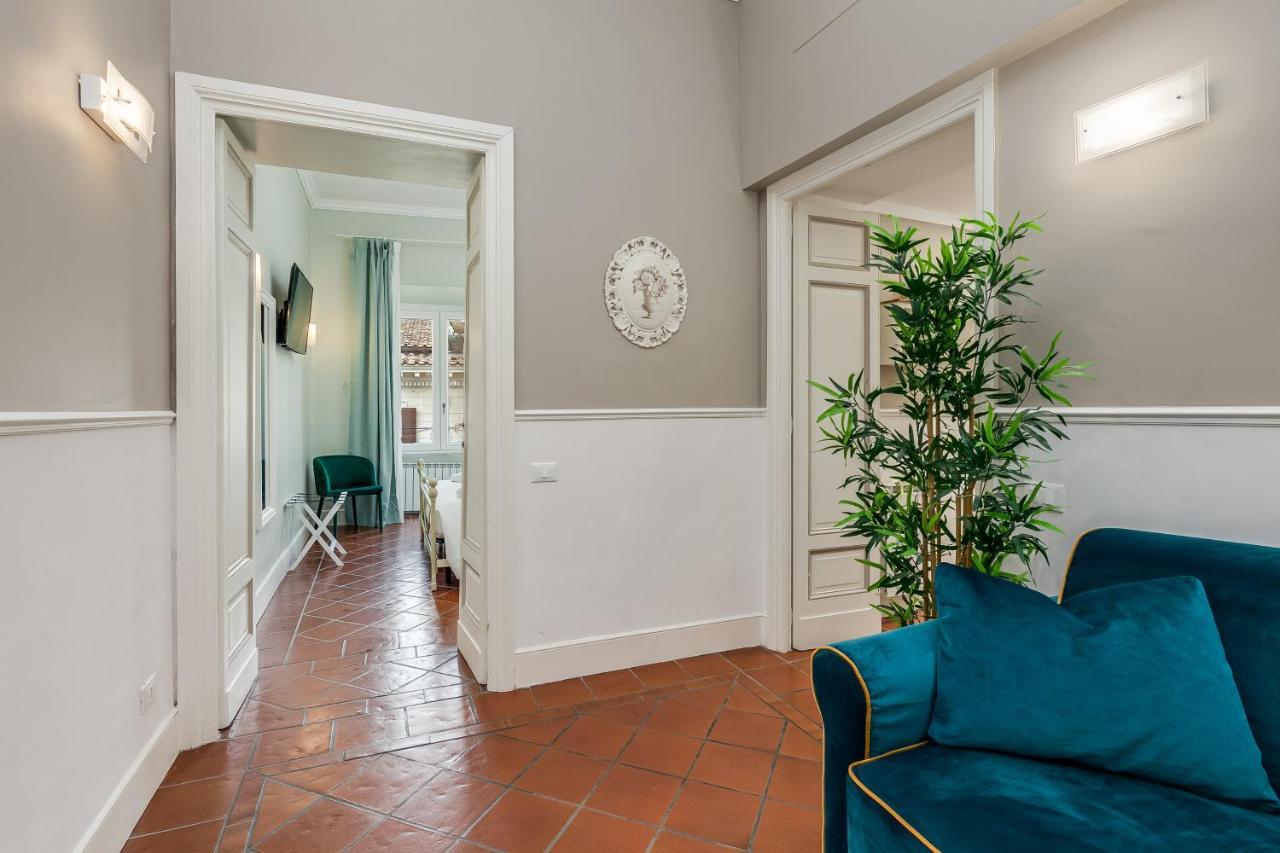 Pantheon Luxury House *