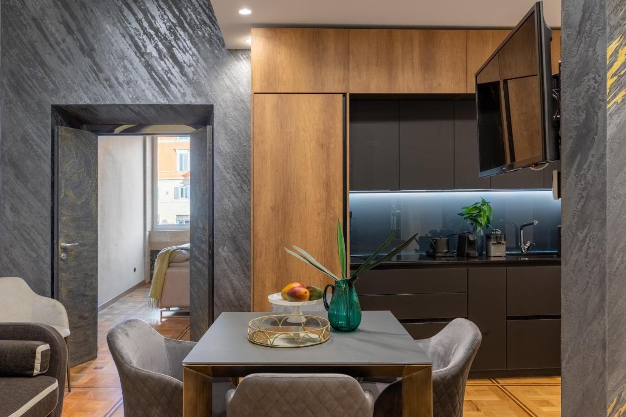 Iflat The Trevi View Apartment *