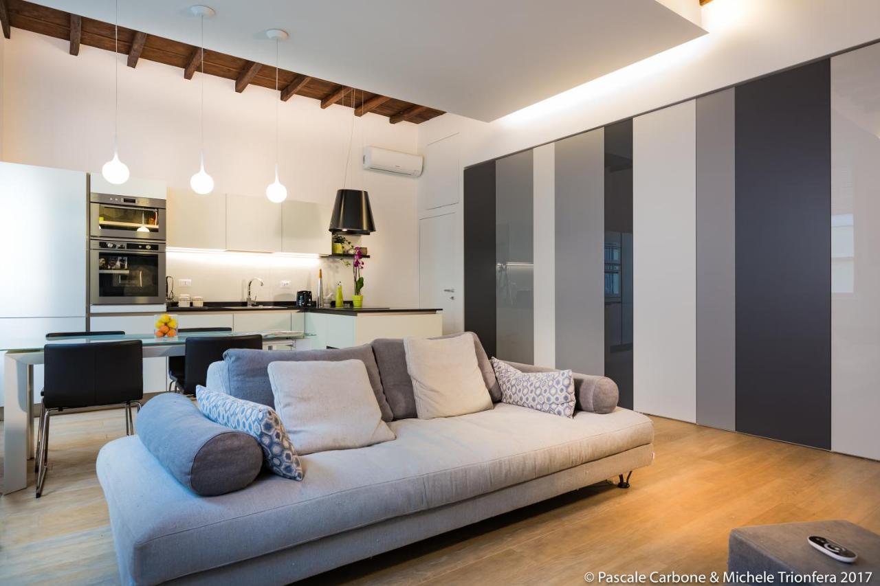 Chic, Stylish And Quiet At The Spanish Steps Rome
