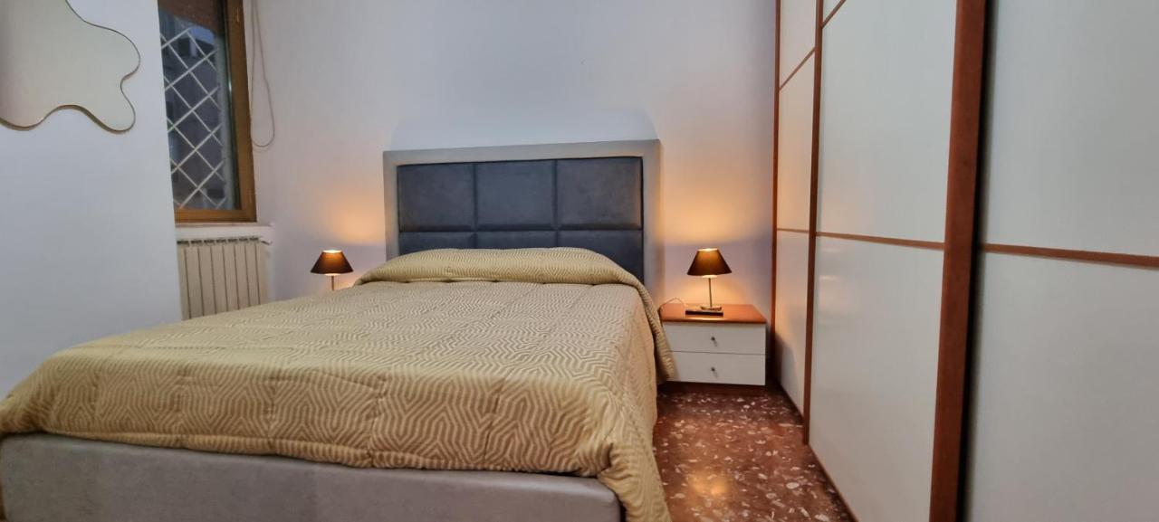 Bam Bam Tiburtina Apartment