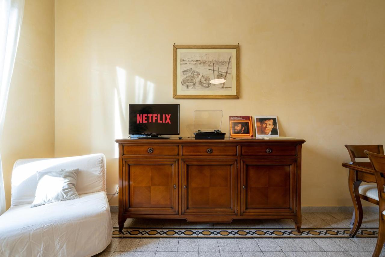 Ampio Con Vinili In Centro Storico Appartement